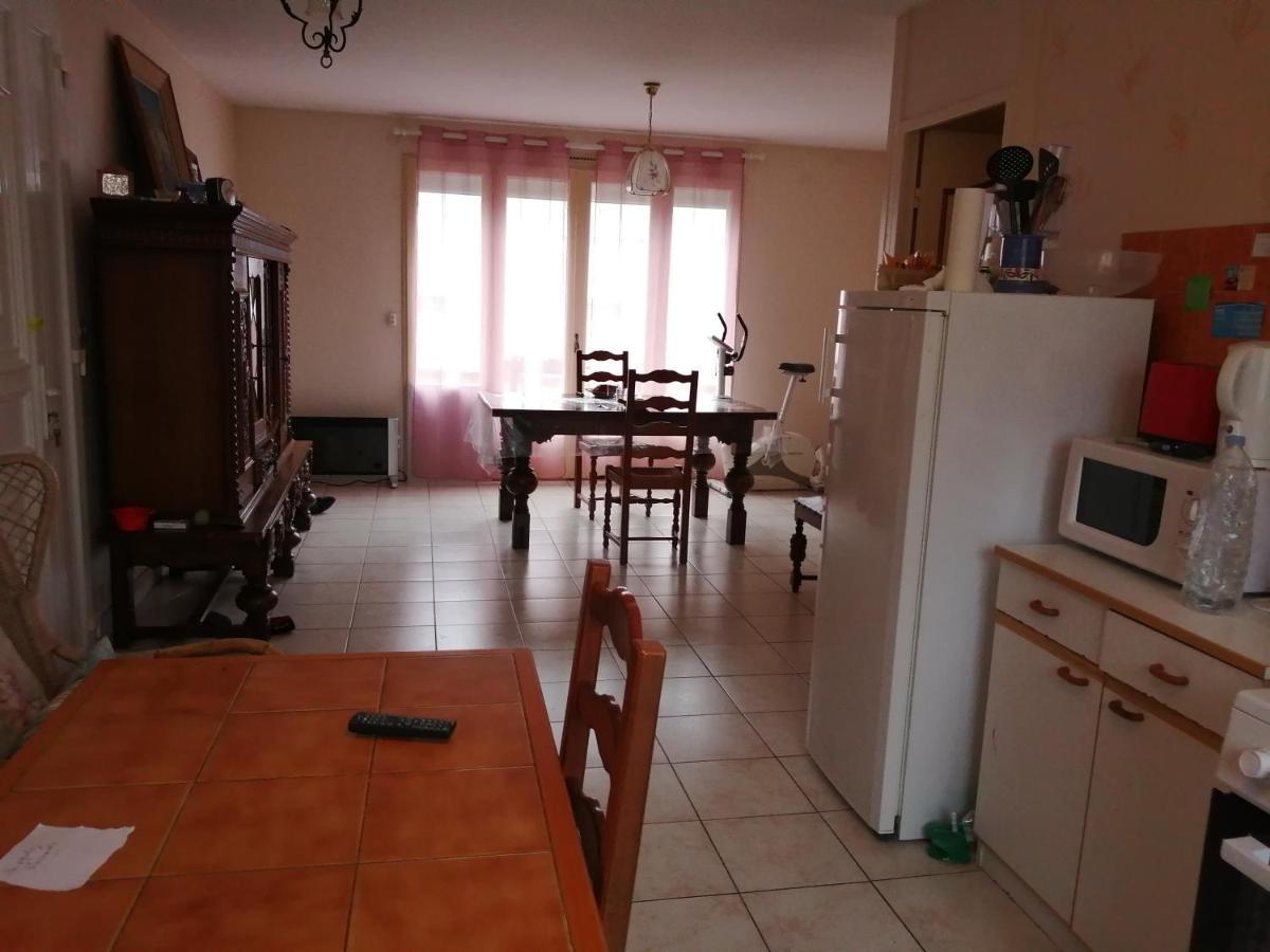 La Pomponnette Bed & Breakfast Bouresse Exterior photo